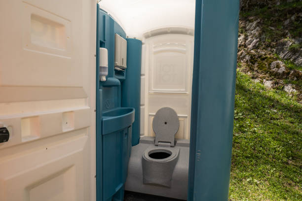 Portable Toilet Options We Offer in Harlan, IN