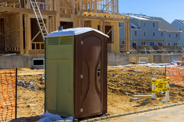 Best Portable bathroom rental  in Harlan, IN