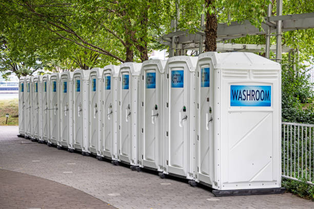 Best Portable restroom trailer rental  in Harlan, IN